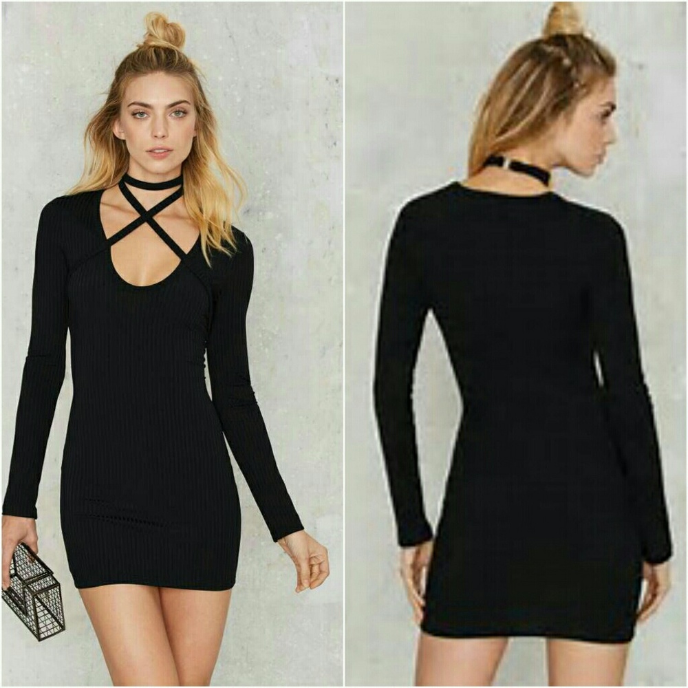 End of year sale!✨Nasty Gal Cross and turn Dress S